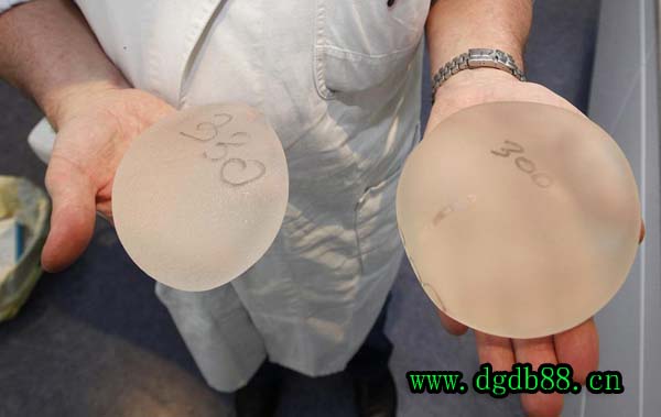 <a href='http://www.dztpw.cn/Products/shuangseguijiaoweizu.html' class='keys' title='點擊查看關于硅膠制品廠的相關信息' target='_blank'>硅膠制品廠</a>